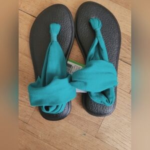 NWT Sanuk Yoga Sling 2 Sandal, Teal, Size 6‎